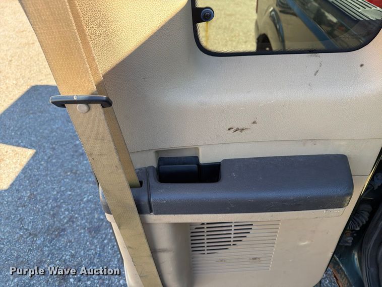 image for item FG3044 2011 Ford F250 Super Duty Ext. Cab pickup truck