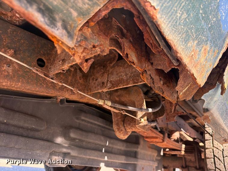 image for item FG3044 2011 Ford F250 Super Duty Ext. Cab pickup truck