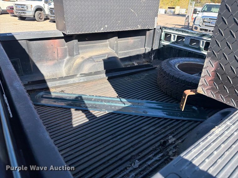 image for item FG3044 2011 Ford F250 Super Duty Ext. Cab pickup truck