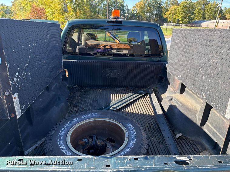 image for item FG3044 2011 Ford F250 Super Duty Ext. Cab pickup truck
