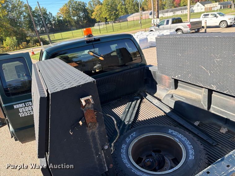 image for item FG3044 2011 Ford F250 Super Duty Ext. Cab pickup truck