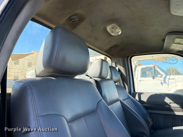 image for item FH6423 2015 Ford F550 flatbed truck
