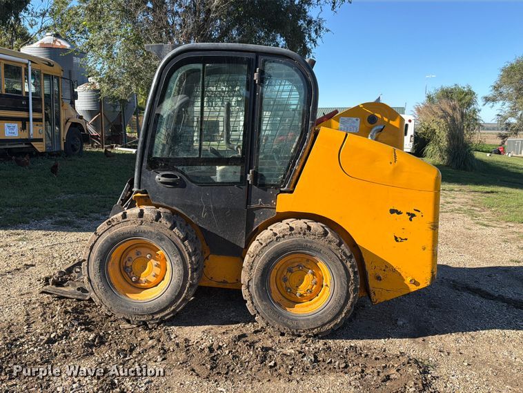image for item FH6425 2009 JCB 190T skid steer loader