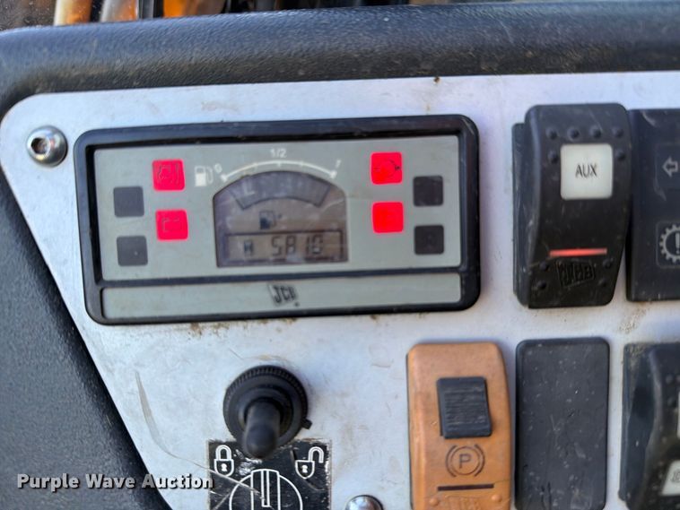 image for item FH6425 2009 JCB 190T skid steer loader