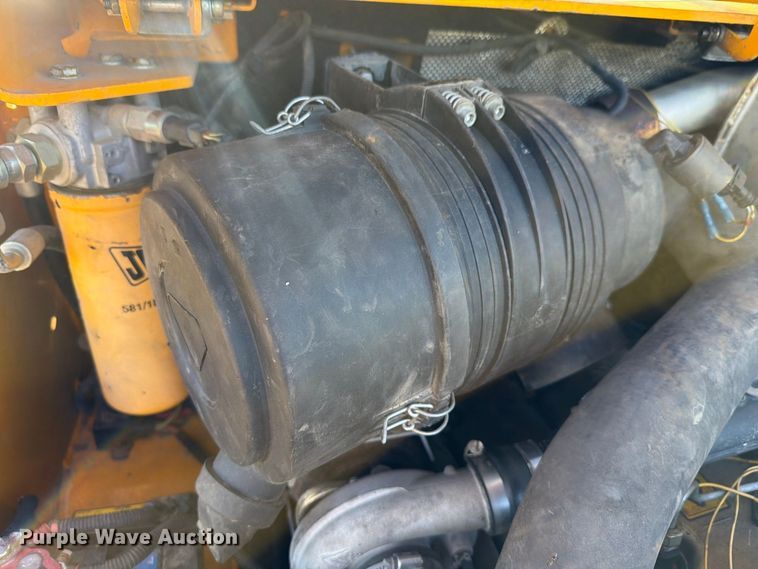 image for item FH6425 2009 JCB 190T skid steer loader