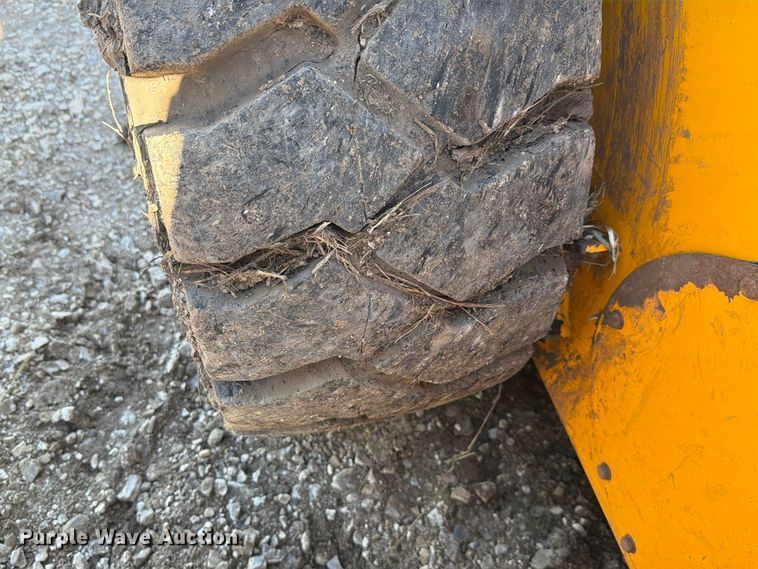 image for item FH6425 2009 JCB 190T skid steer loader