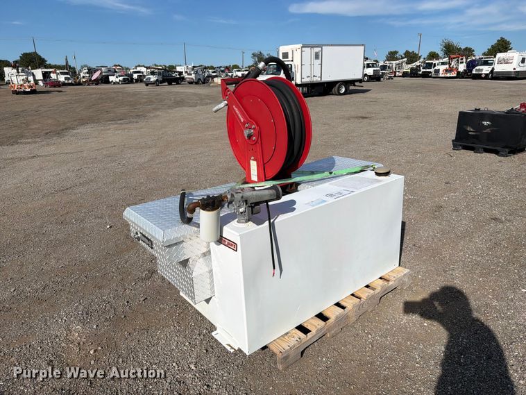 image for item FI0424 Weather Guard 354-3-01 transfer tank