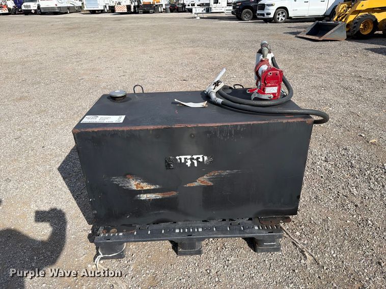 image for item FI0425 Better Built transfer tank