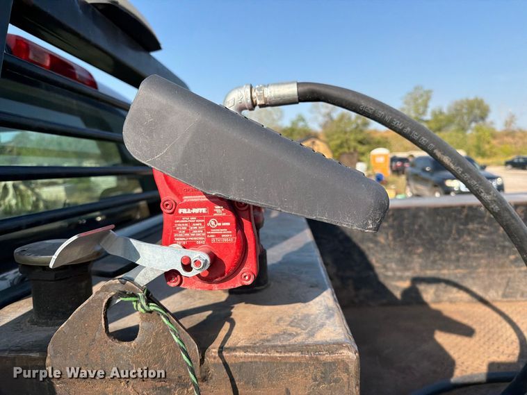 image for item FI0426 2016 Chevrolet Silverado 3500HD Crew Cab pickup truck