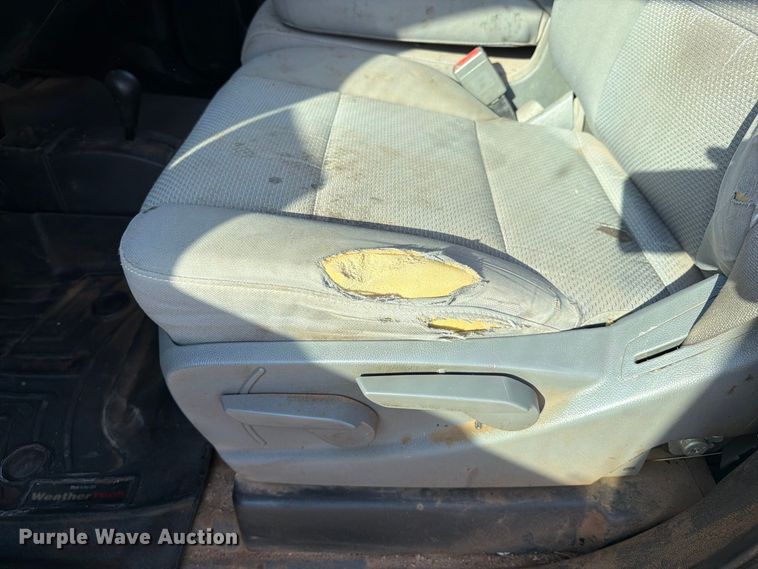 image for item FI0426 2016 Chevrolet Silverado 3500HD Crew Cab pickup truck