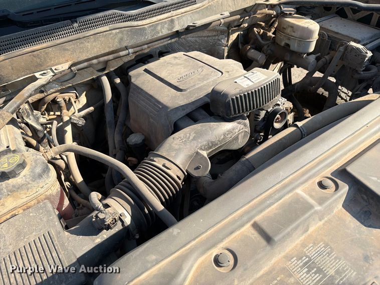 image for item FI0426 2016 Chevrolet Silverado 3500HD Crew Cab pickup truck