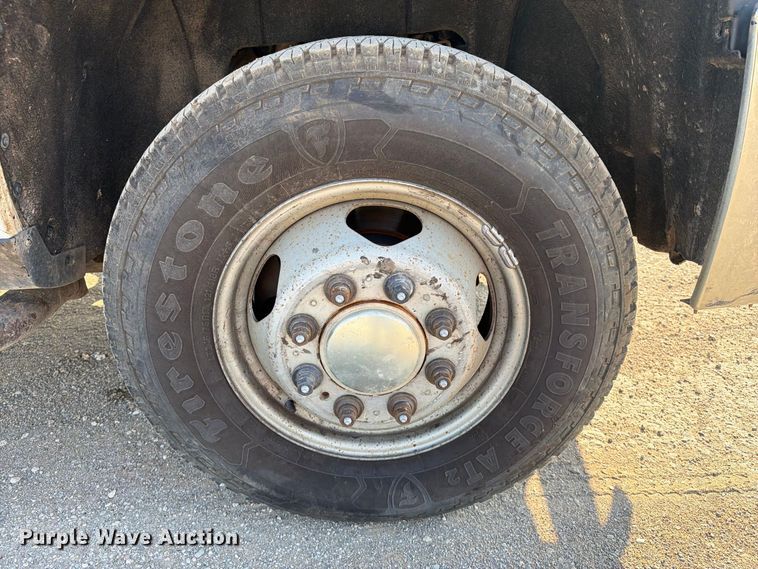 image for item FI0426 2016 Chevrolet Silverado 3500HD Crew Cab pickup truck