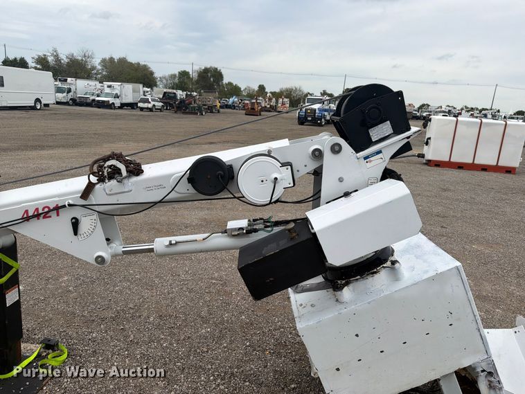 image for item FI0432 Stellar 4421 crane