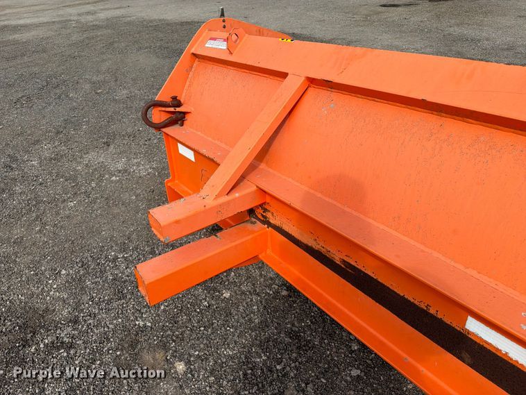image for item FI0435 Scoop Dogg 26XXXX snow pusher