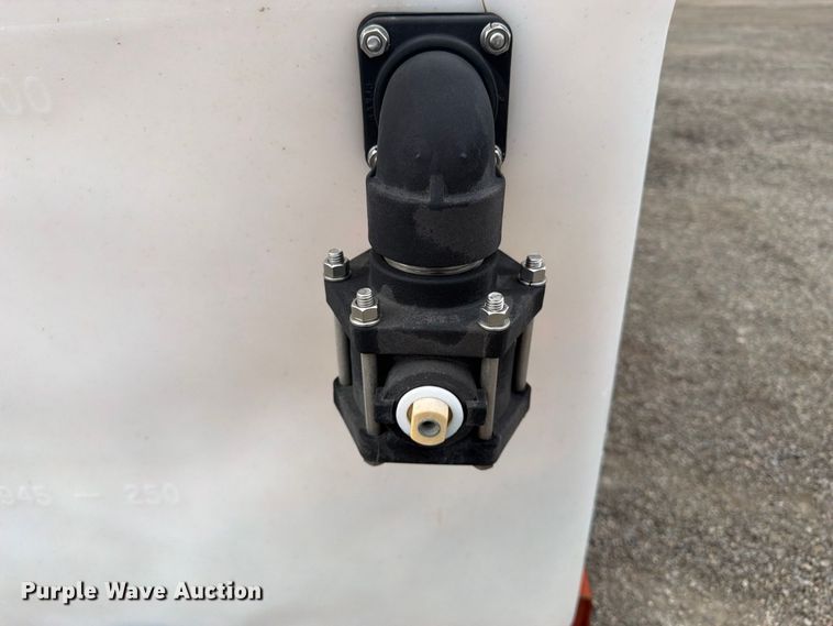 image for item FI0436 Mud mixing system