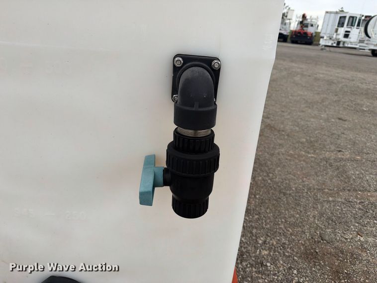 image for item FI0436 Mud mixing system