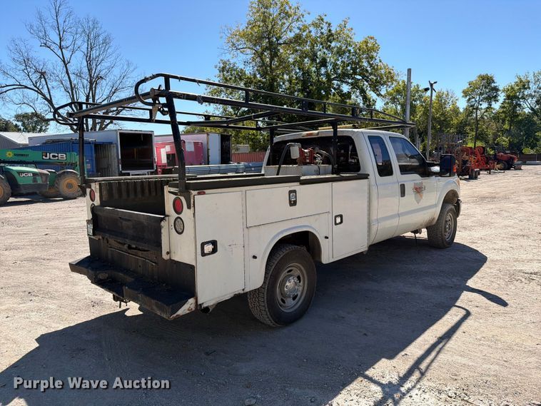 image for item FI0439 2015 Ford F-250 Super Duty Ext. Cab utility bed pickup truck