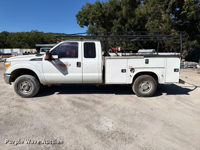 image for item FI0439 2015 Ford F-250 Super Duty Ext. Cab utility bed pickup truck
