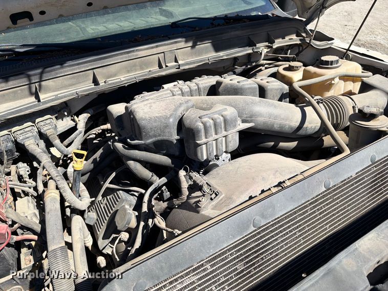 image for item FI0439 2015 Ford F-250 Super Duty Ext. Cab utility bed pickup truck