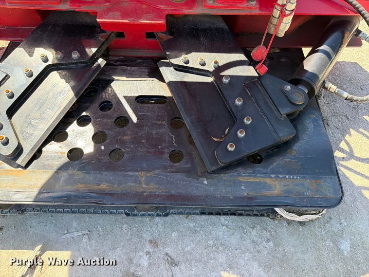 image for item FI0441 2025 GIYI GY-TS29 skid steer tree shear