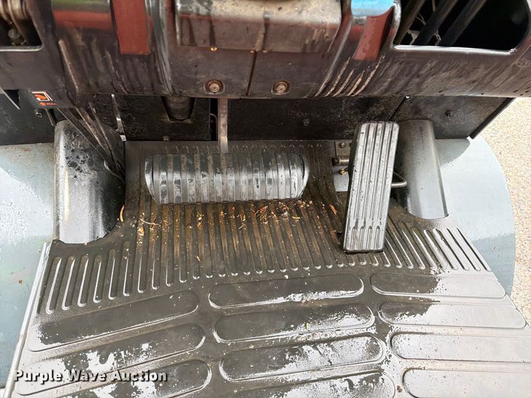 image for item FI2033 1999 Toyota 42-6FGU18 forklift