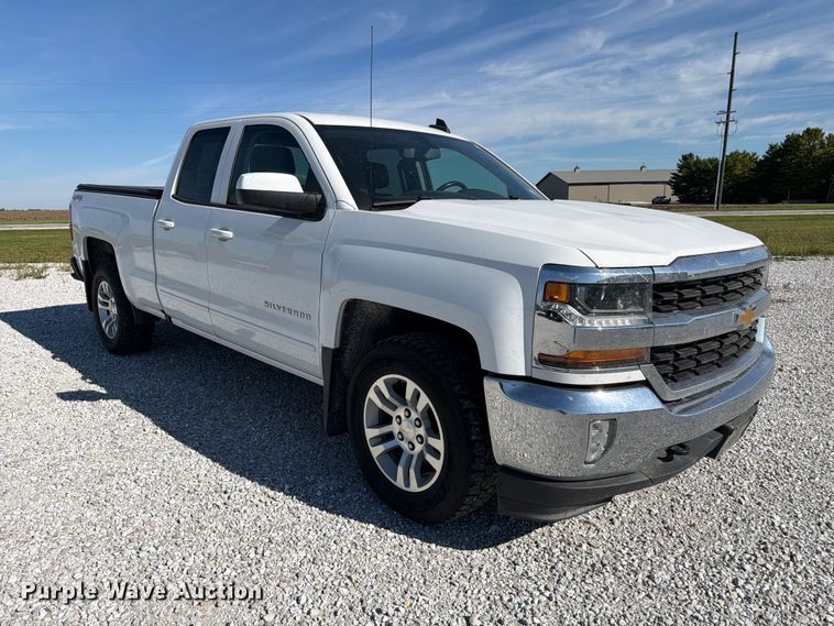 image for item FJ2022 2019 Chevrolet Silverado 1500 Ext. Cab pickup truck