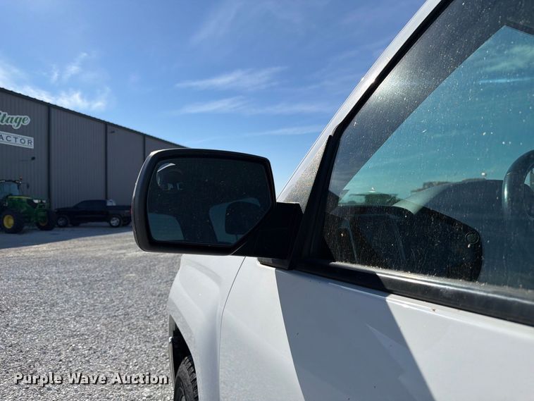 image for item FJ2022 2019 Chevrolet Silverado 1500 Ext. Cab pickup truck