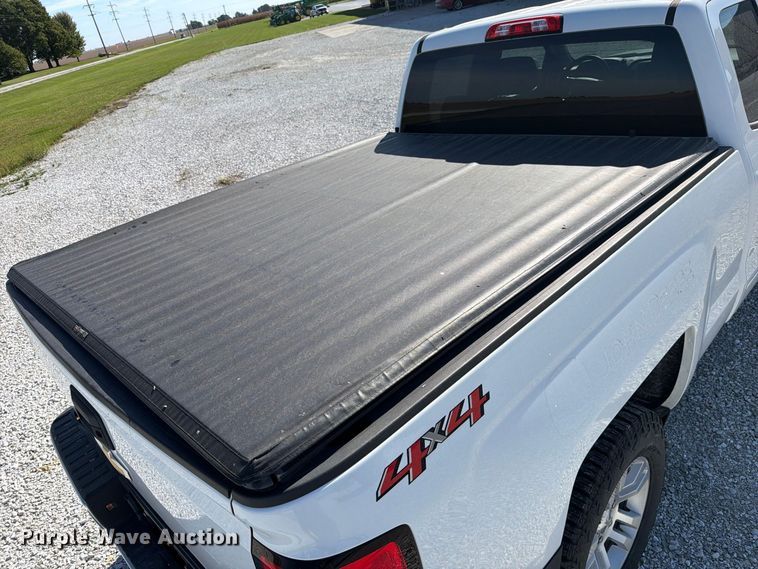 image for item FJ2022 2019 Chevrolet Silverado 1500 Ext. Cab pickup truck