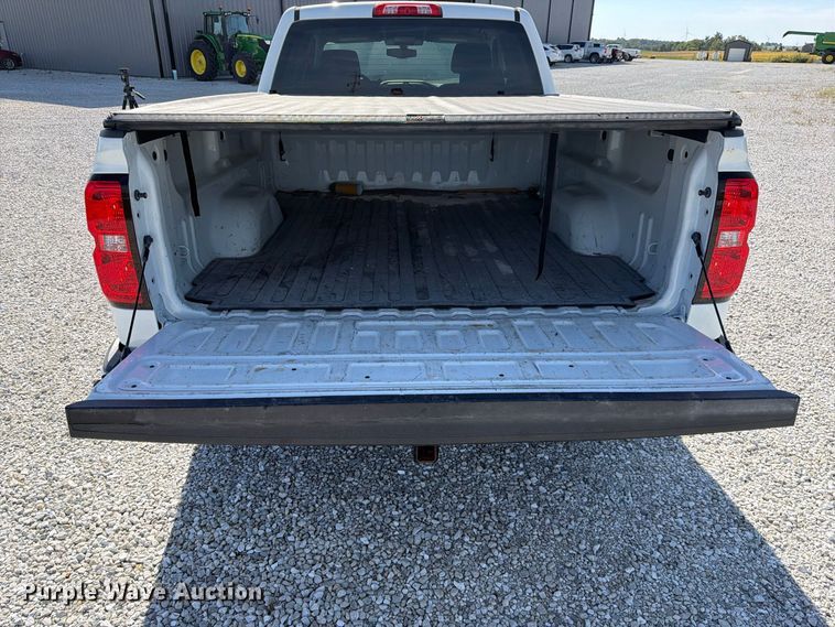 image for item FJ2022 2019 Chevrolet Silverado 1500 Ext. Cab pickup truck