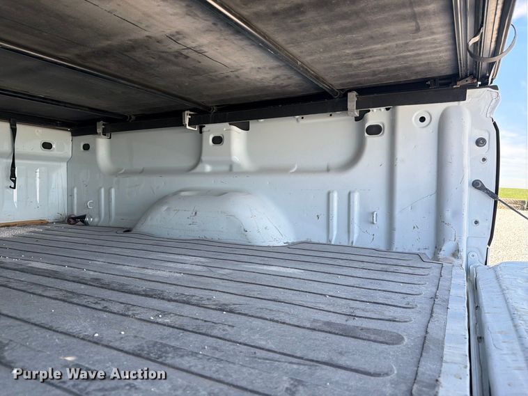 image for item FJ2022 2019 Chevrolet Silverado 1500 Ext. Cab pickup truck