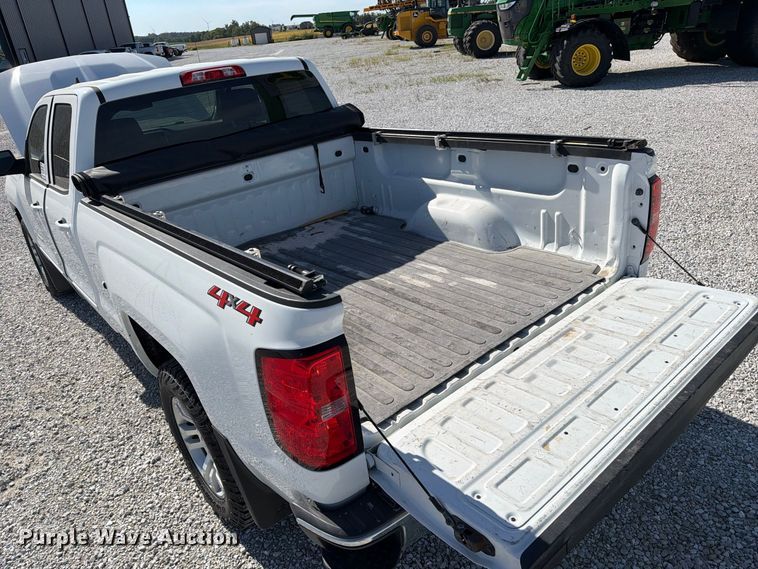 image for item FJ2022 2019 Chevrolet Silverado 1500 Ext. Cab pickup truck