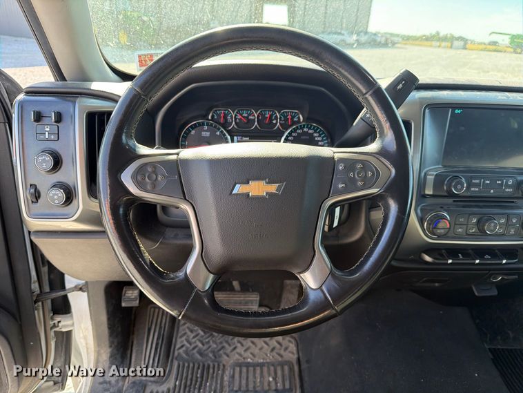 image for item FJ2022 2019 Chevrolet Silverado 1500 Ext. Cab pickup truck