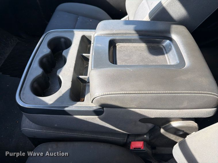 image for item FJ2022 2019 Chevrolet Silverado 1500 Ext. Cab pickup truck