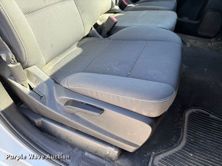 image for item FJ2022 2019 Chevrolet Silverado 1500 Ext. Cab pickup truck