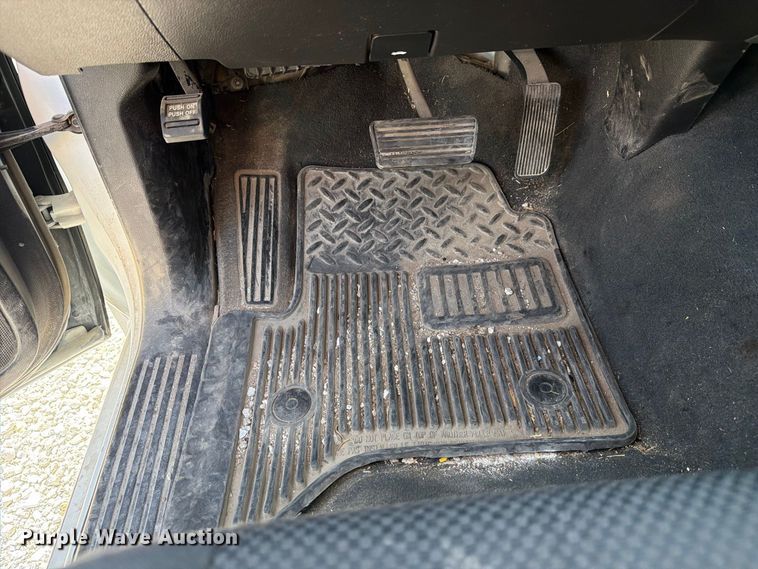image for item FJ2022 2019 Chevrolet Silverado 1500 Ext. Cab pickup truck