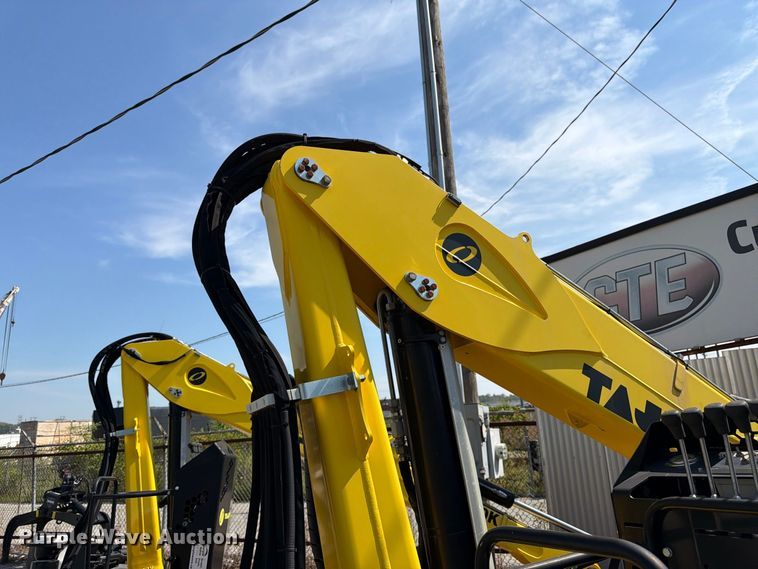 image for item FK3431 2021 Hyva HYLIV-LC120K articulating knuckle boom crane