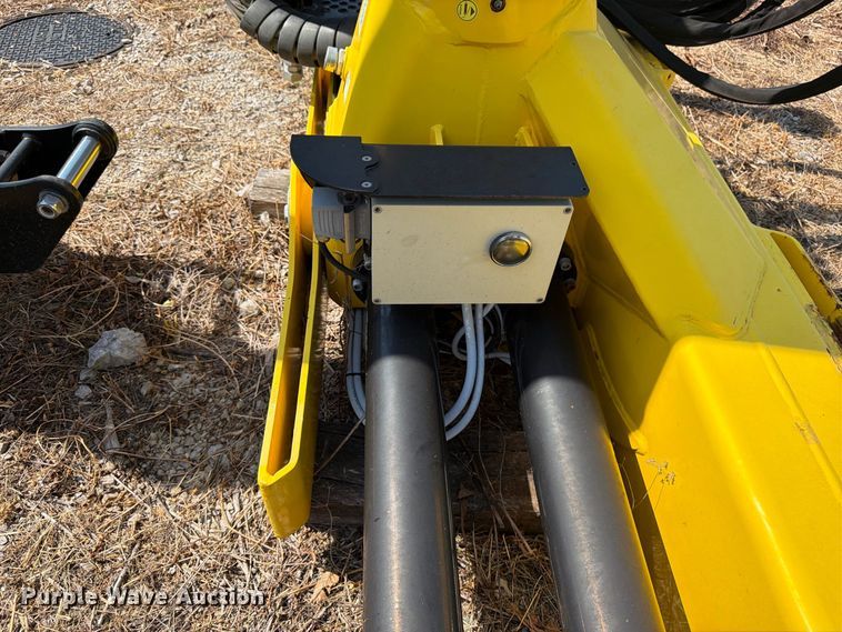image for item FK3431 2021 Hyva HYLIV-LC120K articulating knuckle boom crane