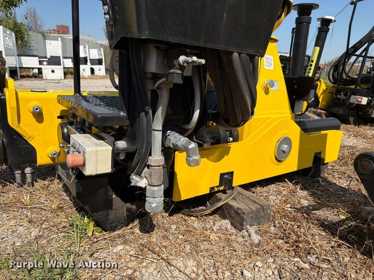 image for item FK3431 2021 Hyva HYLIV-LC120K articulating knuckle boom crane