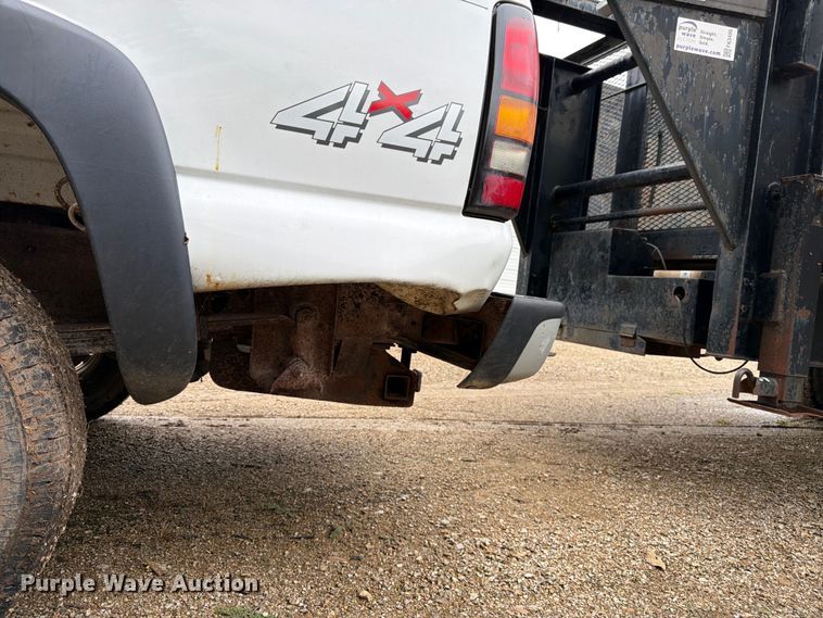 image for item FK3498 2005 Chevrolet Silverado pickup truck