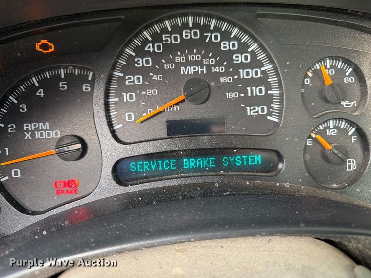 image for item FK3498 2005 Chevrolet Silverado pickup truck