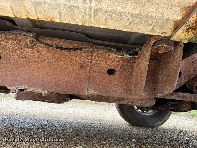 image for item FK3498 2005 Chevrolet Silverado pickup truck