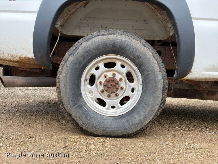 image for item FK3498 2005 Chevrolet Silverado pickup truck