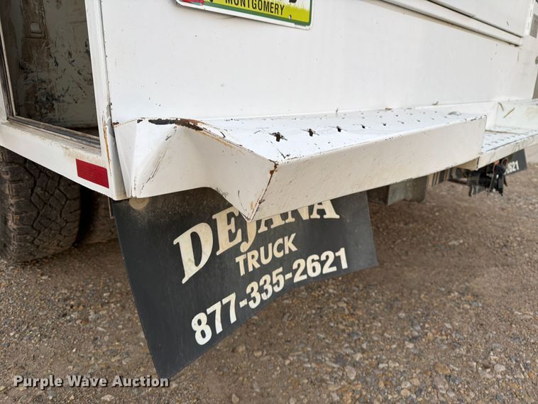image for item FK3816 2020 Ford F350 Super Duty Crew Cab utility bed pickup truck