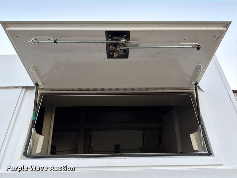 image for item FK3816 2020 Ford F350 Super Duty Crew Cab utility bed pickup truck