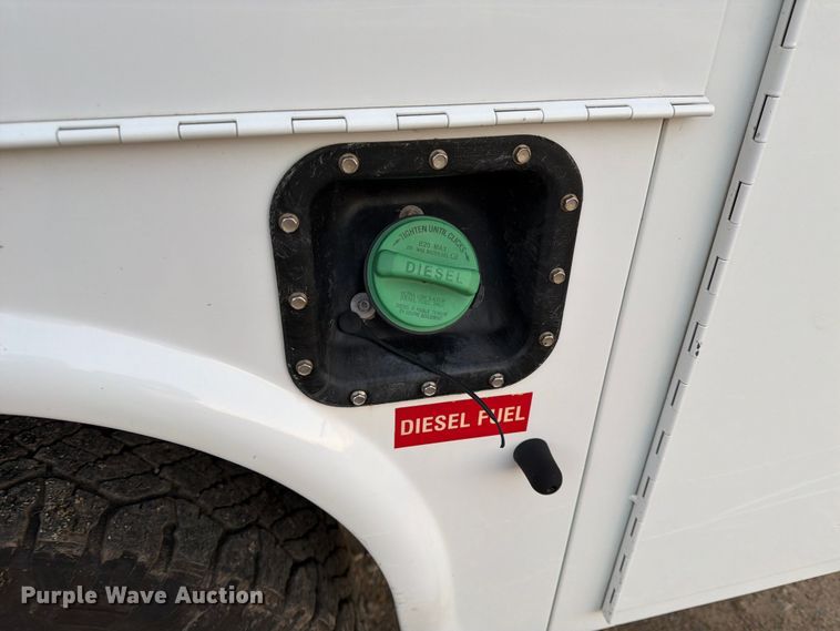 image for item FK3816 2020 Ford F350 Super Duty Crew Cab utility bed pickup truck