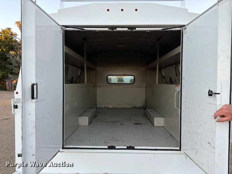 image for item FK3816 2020 Ford F350 Super Duty Crew Cab utility bed pickup truck