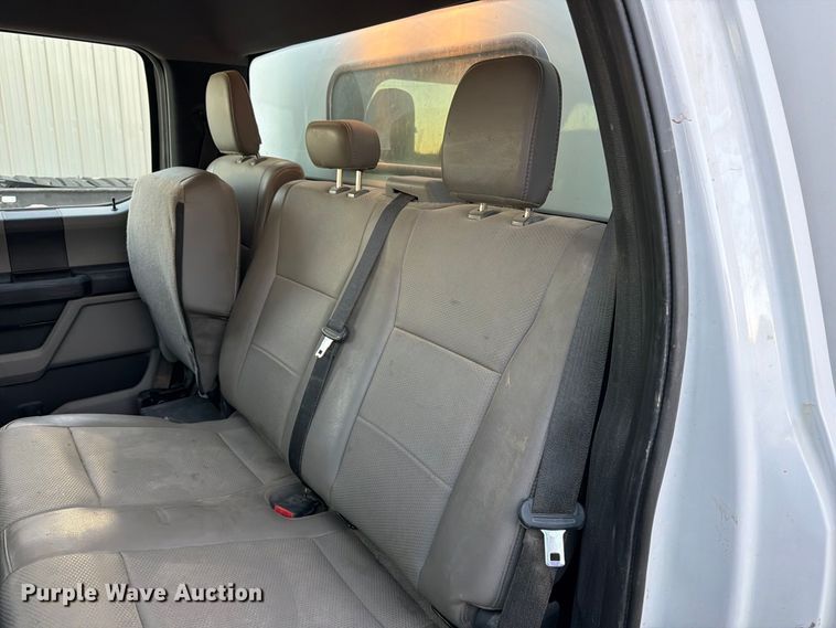 image for item FK3816 2020 Ford F350 Super Duty Crew Cab utility bed pickup truck