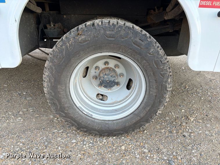 image for item FK3816 2020 Ford F350 Super Duty Crew Cab utility bed pickup truck
