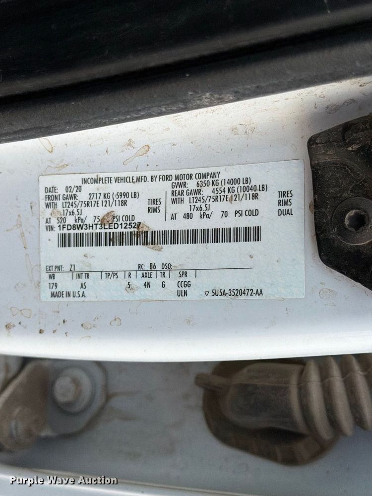 image for item FK3816 2020 Ford F350 Super Duty Crew Cab utility bed pickup truck