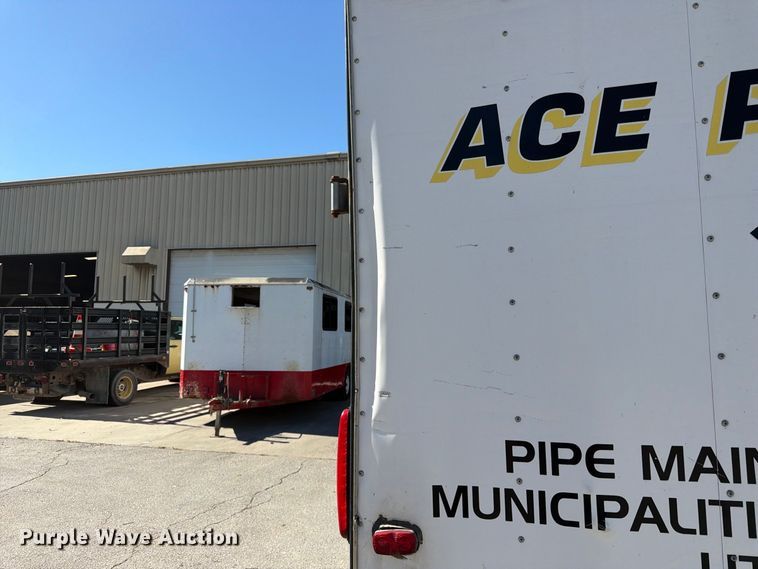 image for item FK3821 2006 Interstate West Corp ILRD716TA2 enclosed cargo trailer